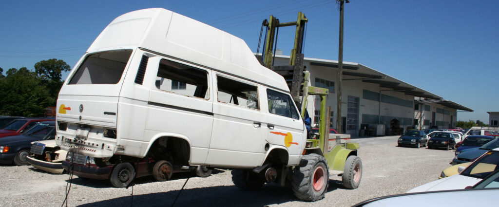 KFZ-Entsorgung bei Firma Rottegger